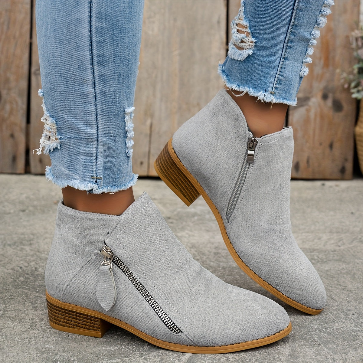 Lona | Stylish Suede Ankle Boots