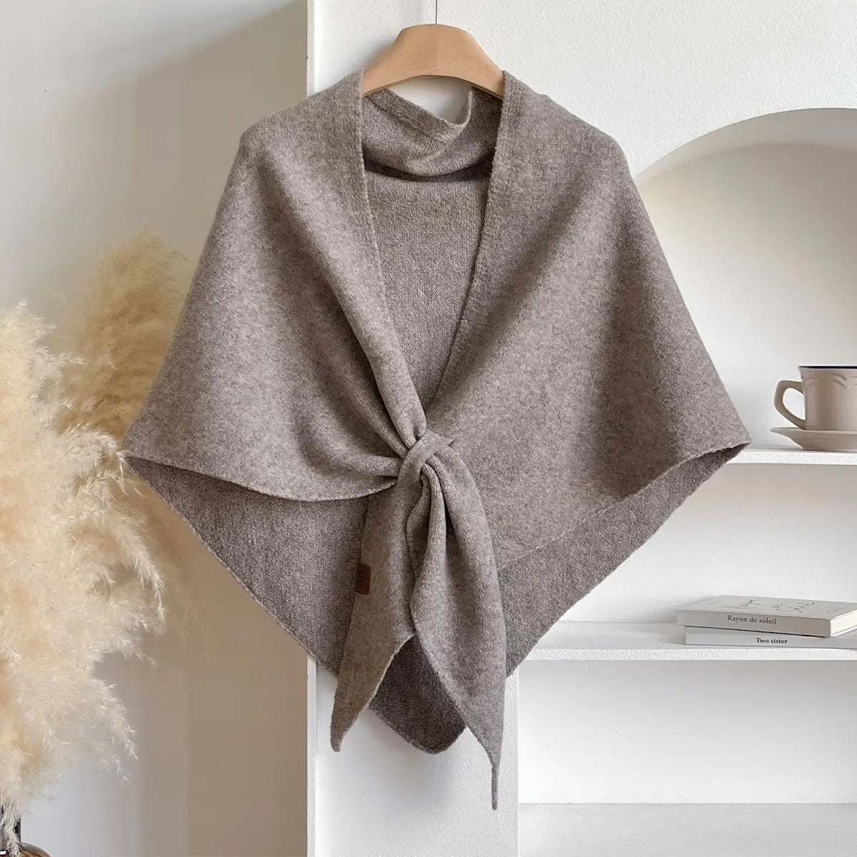 Emma | Soft Autumn Scarf with Light Structure