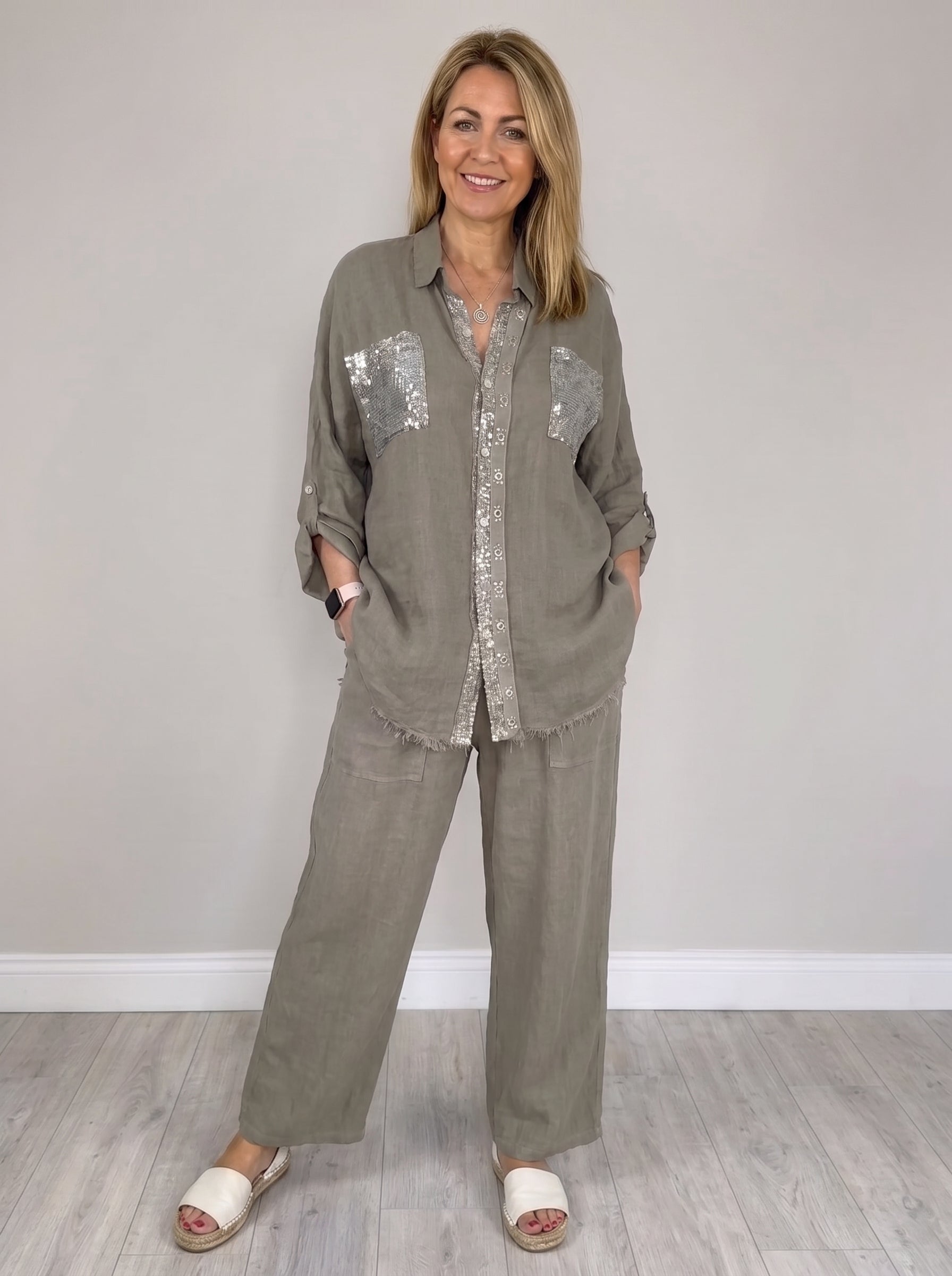 Lesia Elegant Set