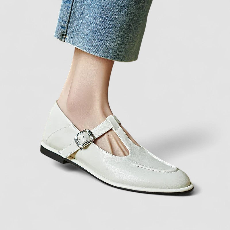 Amélie English Baby Shoes with Small Heel