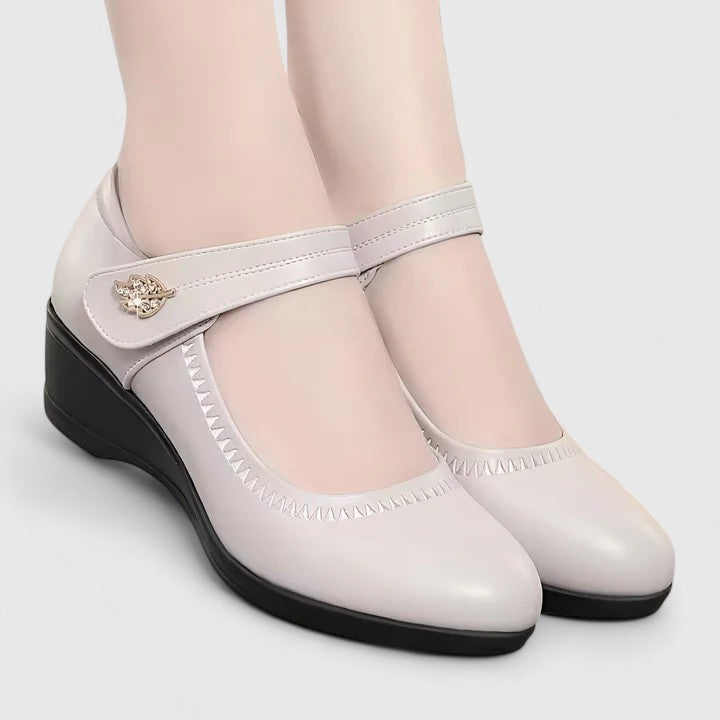 Élise Comfort Wedge for Babies
