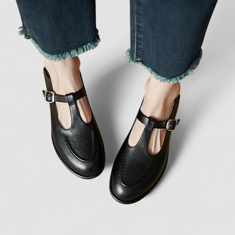 Amélie English Baby Shoes with Small Heel