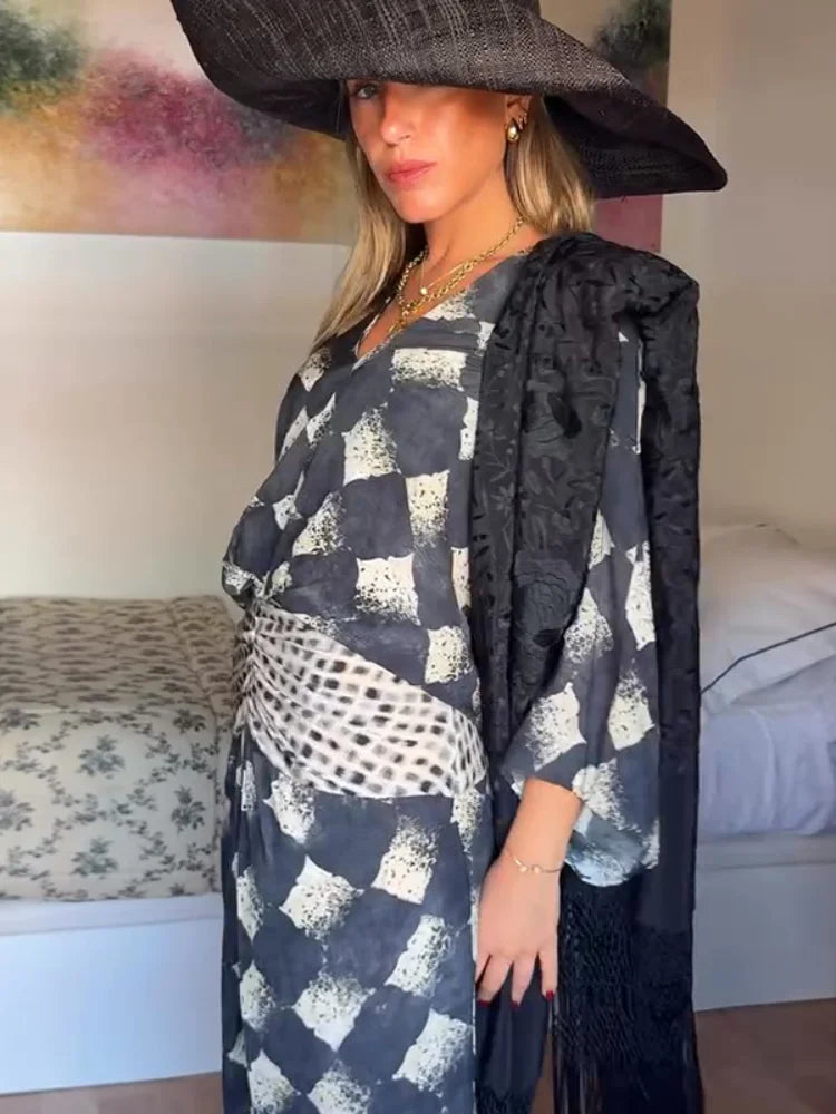 Aveline™ | Monochrome Print Maxi Dress