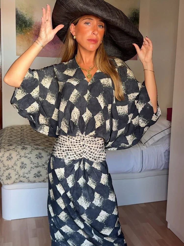 Aveline™ | Monochrome Print Maxi Dress