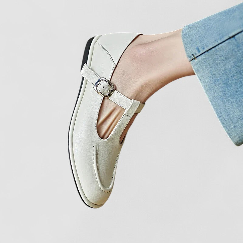 Amélie English Baby Shoes with Small Heel