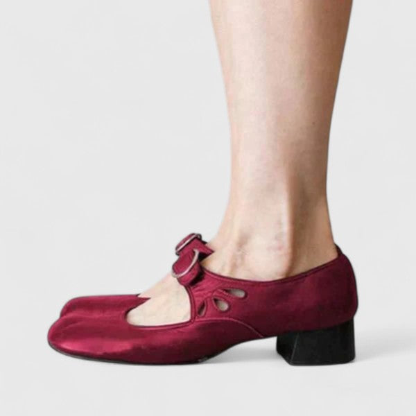 Léa Retro Baby Shoes with Round Buckle